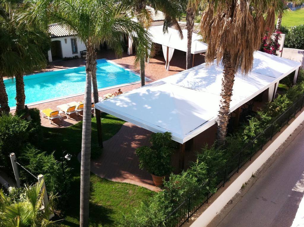 Redebora Hotel